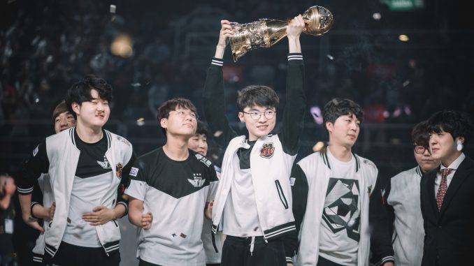SKT wins 2017 MSI Picture of SKT with trophy