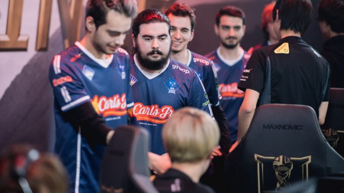 SuperMassive shakes hands