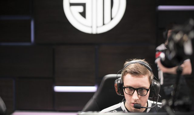 Picture of Bjergsen with TSM Logo