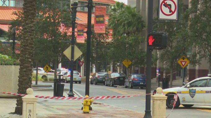 180826-jacksonville-shooting-al-1528_4efe7823ce8e5f8db19a2fe37c93b978.fit-2000w