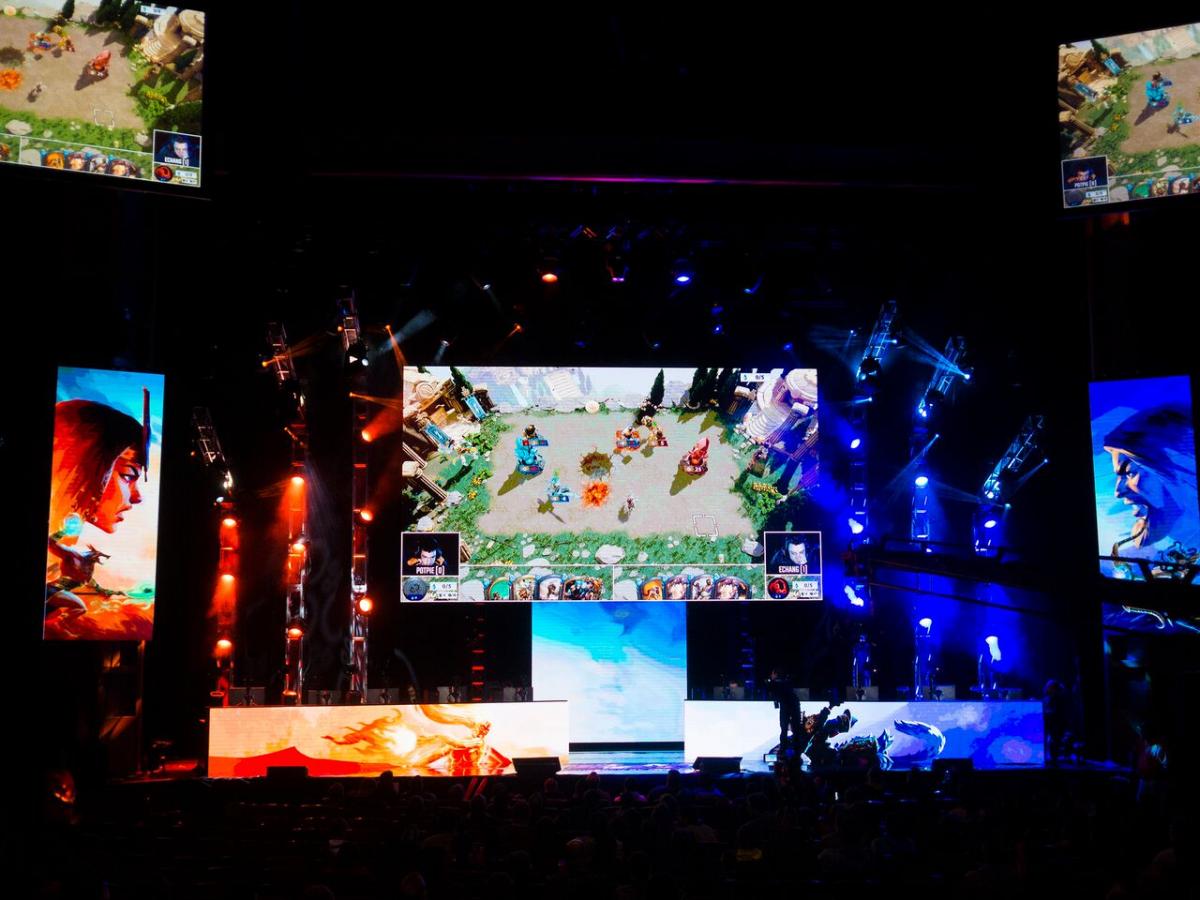 Hand of the Gods Stage preview